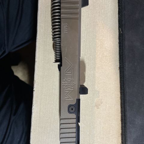 Unity atom slide Glock 19 gen 4 with acro adapter plate.