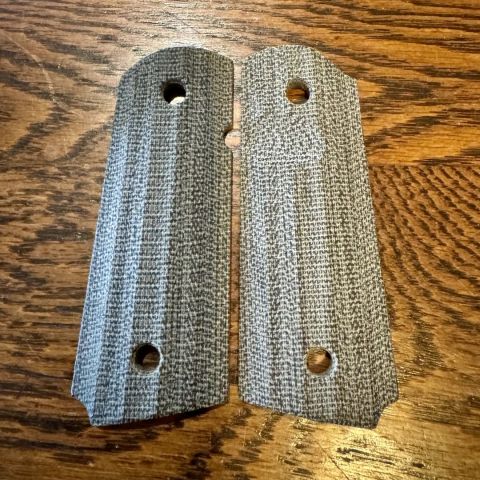 VZ Alien Officers Grips