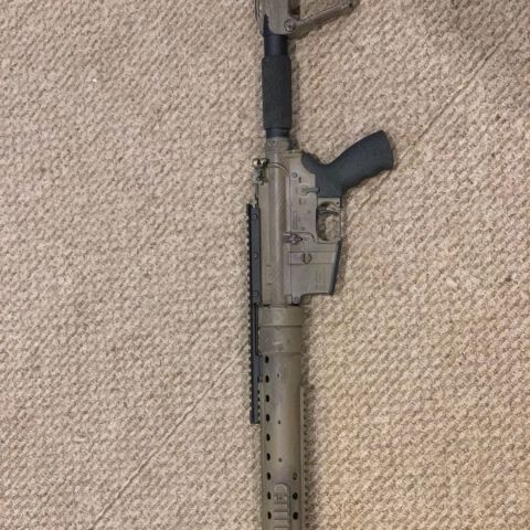 MK12 Mod H clone upper + stock

MK12 Mod H complete upper:
Colt C marked Keyhole upper
Colt C MPT bolt carrier group
Ballistic advantage 16" OPS barrel
Allen engineering brake and collar
badger mk12 gas block
PRI gen 3 handguard
PRI recce rail
PRI gasbuster
Ace Socom Stock

Barrel only has around 400 rounds through it.
This is for the upper and stock ONLY.
Will not part out
no trades