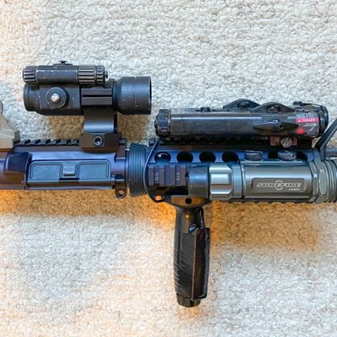 Correct block 1 CQBR. Lmt l8a, Purple raised c colt upper, colt factory 10.3, purple KAC ris vero marked, KAC m4qd, gen 1 surefire fatbody 951 really rare, KAC vero broomstick, surp Aimpoint comp m2, Wilcox mount, cqd sling mount, peq2a 