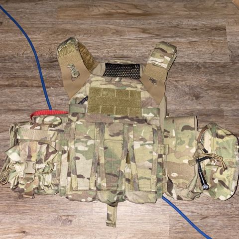 Crye 2.0 MC JPC 2.0 Med + Avs triple 