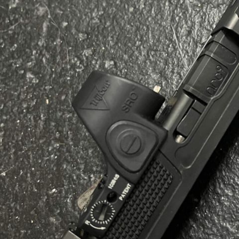 Trijicon SRO 2.5 moa 