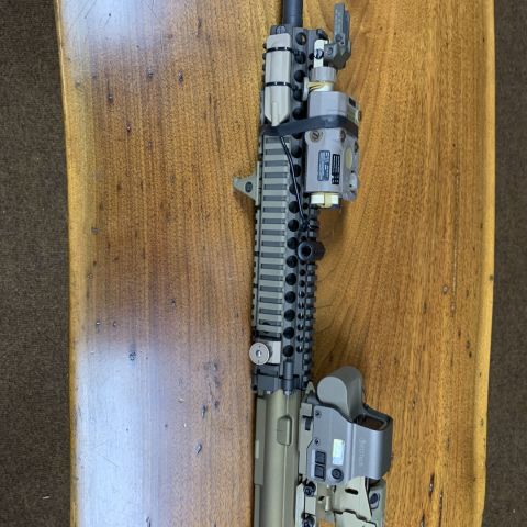 Sure fire 4 prong, DD socom 14.5” barrel (<300 rounds), DD M4a1 RIS II fde, BCM BCG fde, ***Repro Wilcox 0.410” riser (SOLD)***, KAC 99051, KAC micro usmc marked rear , Eotech exps 3-2 fde, Eotech repro g33 fde, PRI gas buster, SandS precision weapon link gen 1, Burnt Bronze cerakoted upper receiver