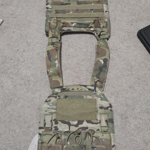 Armatus LBX (L) plate carrier 