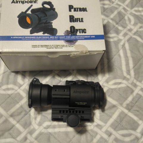 Aimpoint PRO with QRP Mount (SOLD)