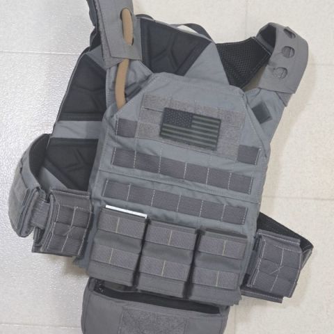 Tactical tailor plate carrier