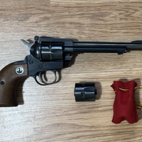 Ruger single-six  22LR/22WMR
