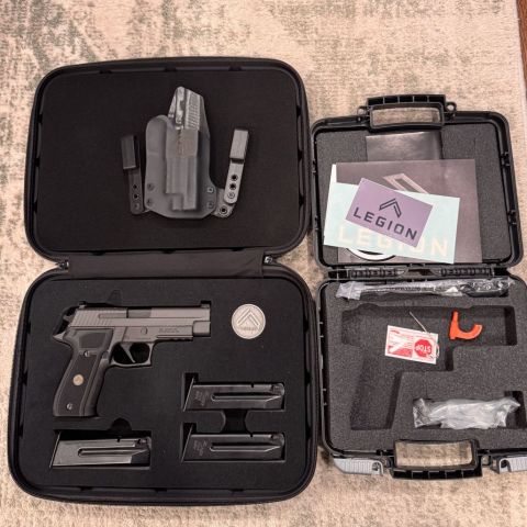 MINT P226 Legion bundle 