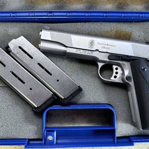 Smith & Wesson 1911