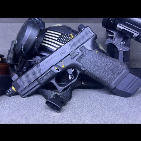 Custom Glock G19