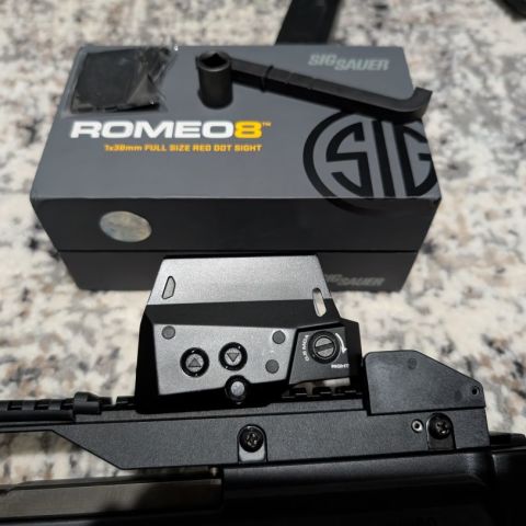 Sig Romeo 8H