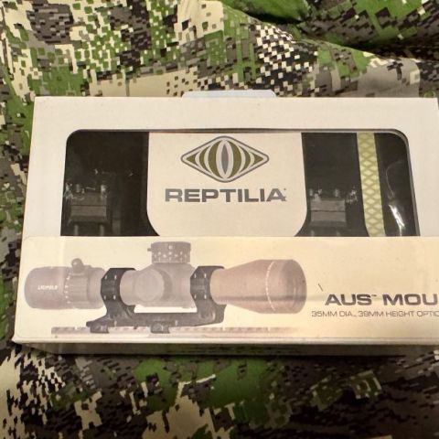Reptilia 35MM AUS Mount
