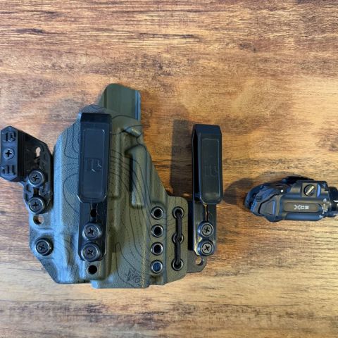 Glock 19 holster & light combo