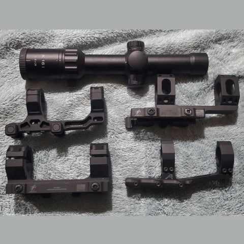 Kahles K16I & ADM mount.