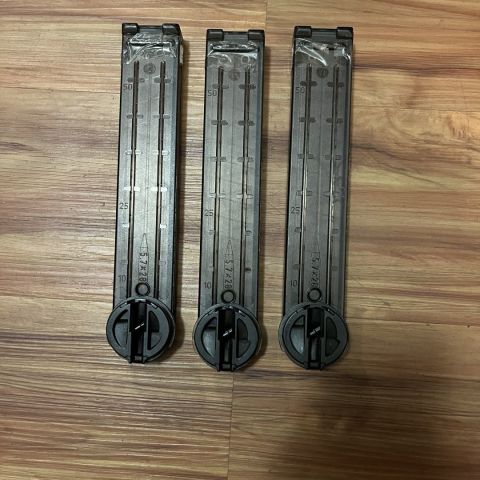 3 Factory OEM P90 mags upgrade