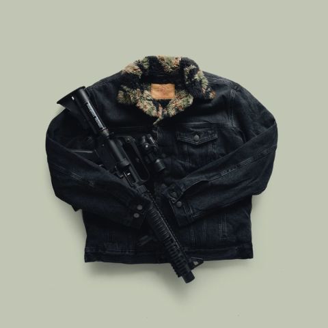 Large Quilo Black/Tiger truck