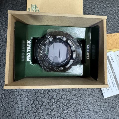 EDC LOADOUT- NEW IN BOX