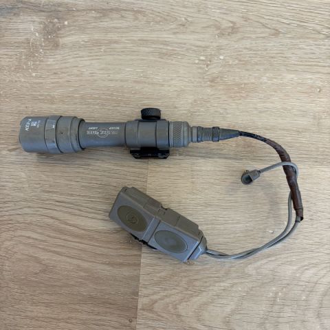 Surefire M600 with Insight Pad