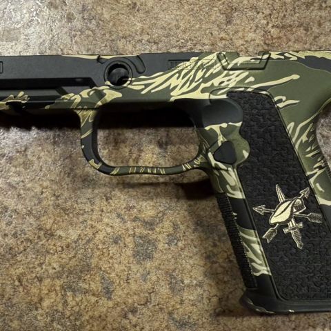 320 Brouwer LLC grip module 