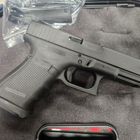 Glock 19
