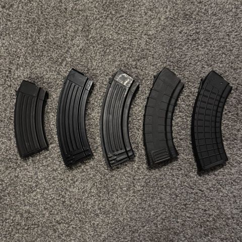 AK Mags