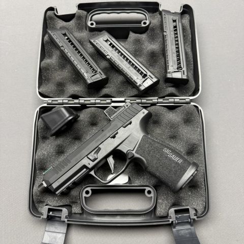 Sig P322, 4 mags, Romeo Zero 
