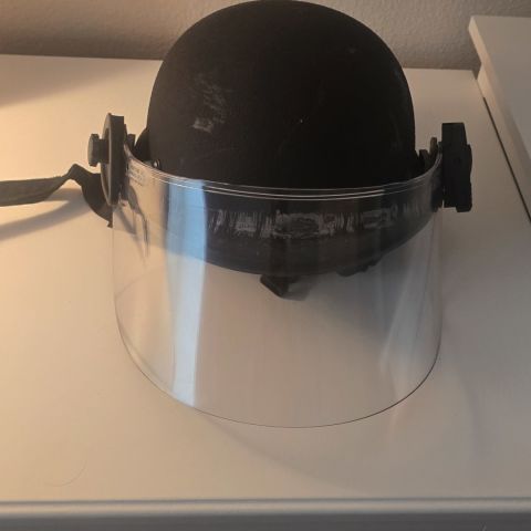 Ceredyne BA3A LV IIIA w/ Riot