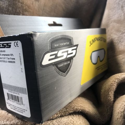 ESS jumpmaster Lens Accessory Kit, Desert Tan; Brand new in box, includes the replacement lens only; Compatible with ESS PIVOT helmet mount system or ESS standalone adjustable headbands