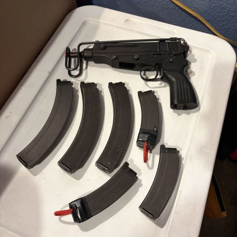 KWA VZ61 Skorpion GBB