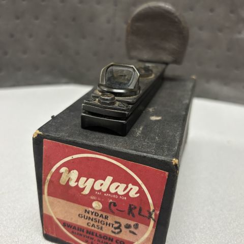 Vintage Nydar Gunsight