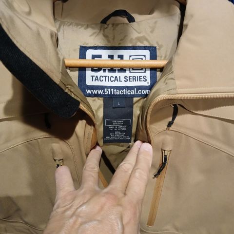 As new 5.11 Sabre jacket FDE