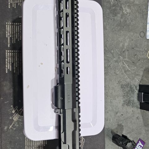 RARE! Mega arms wedgelock