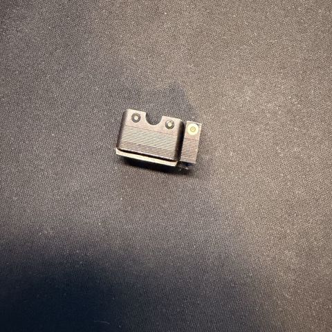 Tru-Glo Tritium Glock 17 sight