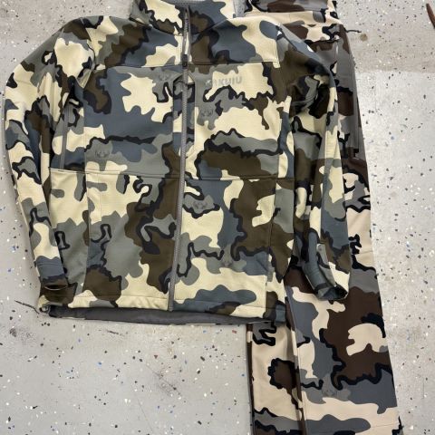 Kuiu Jacket and Pants