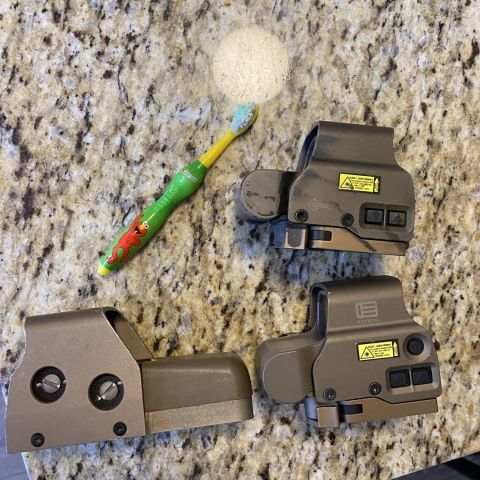 Eotech Exps 2 and 3 (2 is in green) and su-231