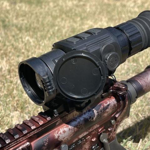 Demo thermal scope LNIB hogster 35R. More pics available has 4 year warranty on the scope!