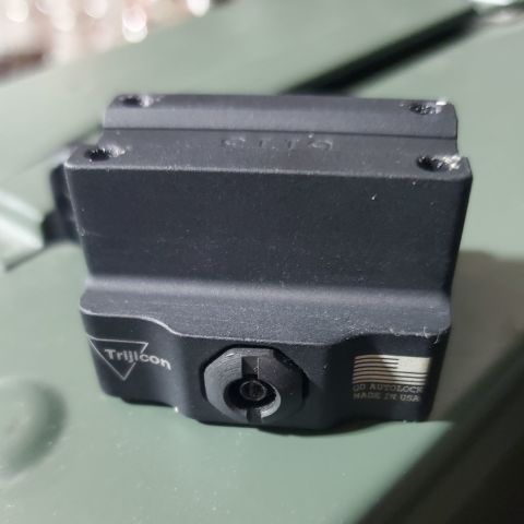 TRIJICON MRO QD MOUNT