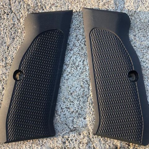 Hogue Aluminum Grips  75151