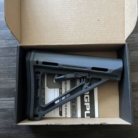 Gray Magpul MOE stock nib