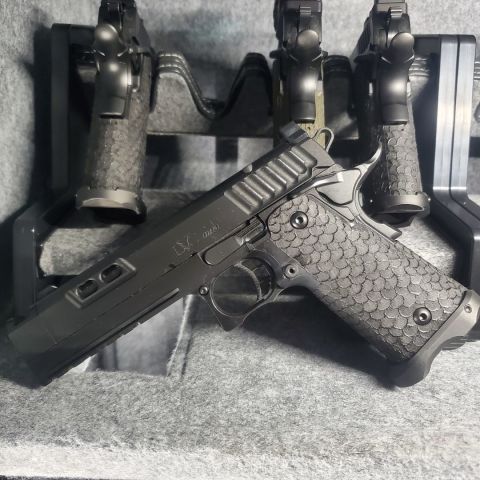 STI DVC 9mm Omni NIB never fired outside factory! 