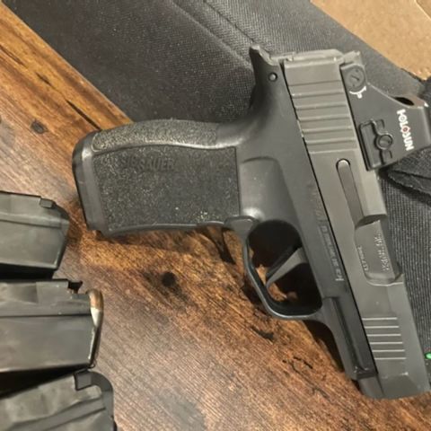 Sig 365 with 407, 6 mags, kydex holster/Mag