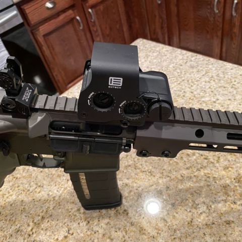 EOtech EXPS 2-2 New Mounted for pic only.  Comes with box & paperwork.  Not interested in shipping FTF in Hampton Roads.