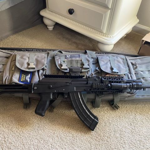 Like new (90 rounds fired), Arsenal SAM7-84E Side folder with Zentico B13 Optic Mount, Arsenal Quad Rail, Streamlight Protac HL-X, Cloud Defensive LCS.  Comes with all the factory gear, three 30 round US Palm Mags, Sling, Box and paperwork.  Holosun 403B with factory box is included Have original handguard and gas tube cover as well.  
