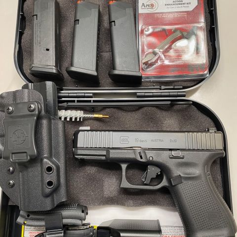 Glock 19 Gen 5 with Apex Trigger Mod, C&G RH IWB Holster, three 15 round Glock Mags, one 15 round Magpul Mag, AmeriGlo Night Sights and all the factory Glock Crap.  Less than 150 rounds down range.