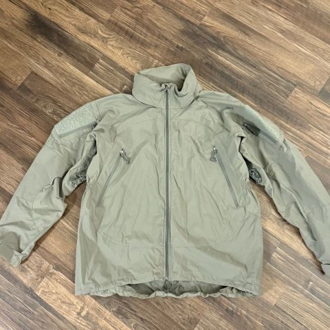 Patagonia PCU L5, Large - Reg