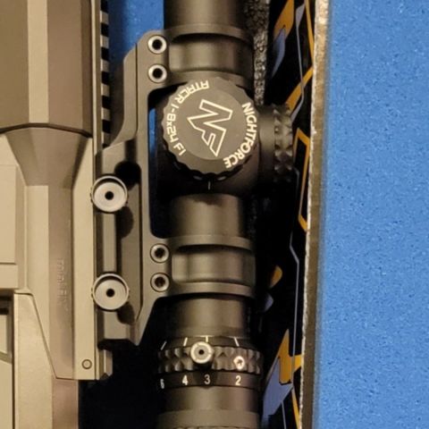 Nightforce atacr 1-8 mill 