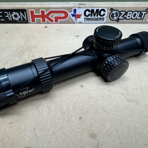 Trijicon CredoHX 1-8 MOA