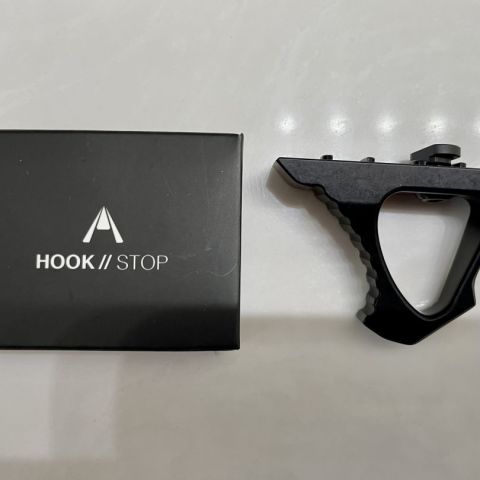 New Aeroknox Hookstop 
