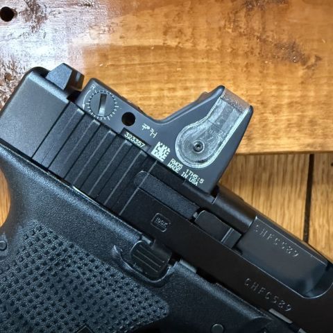 Trijicon RMR Dual Illumination