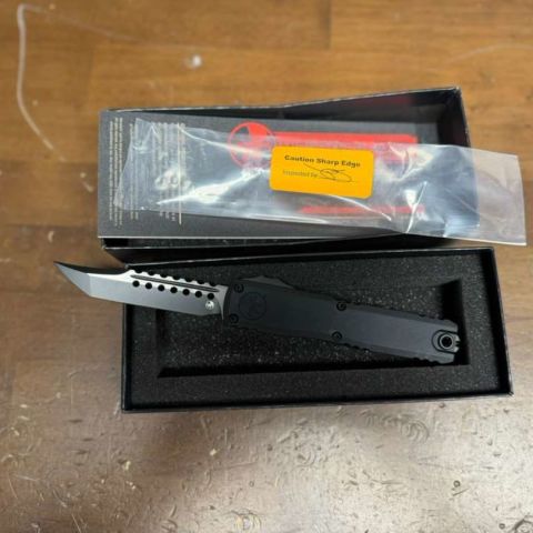 BNIB Microtech ZBP Hellhound 